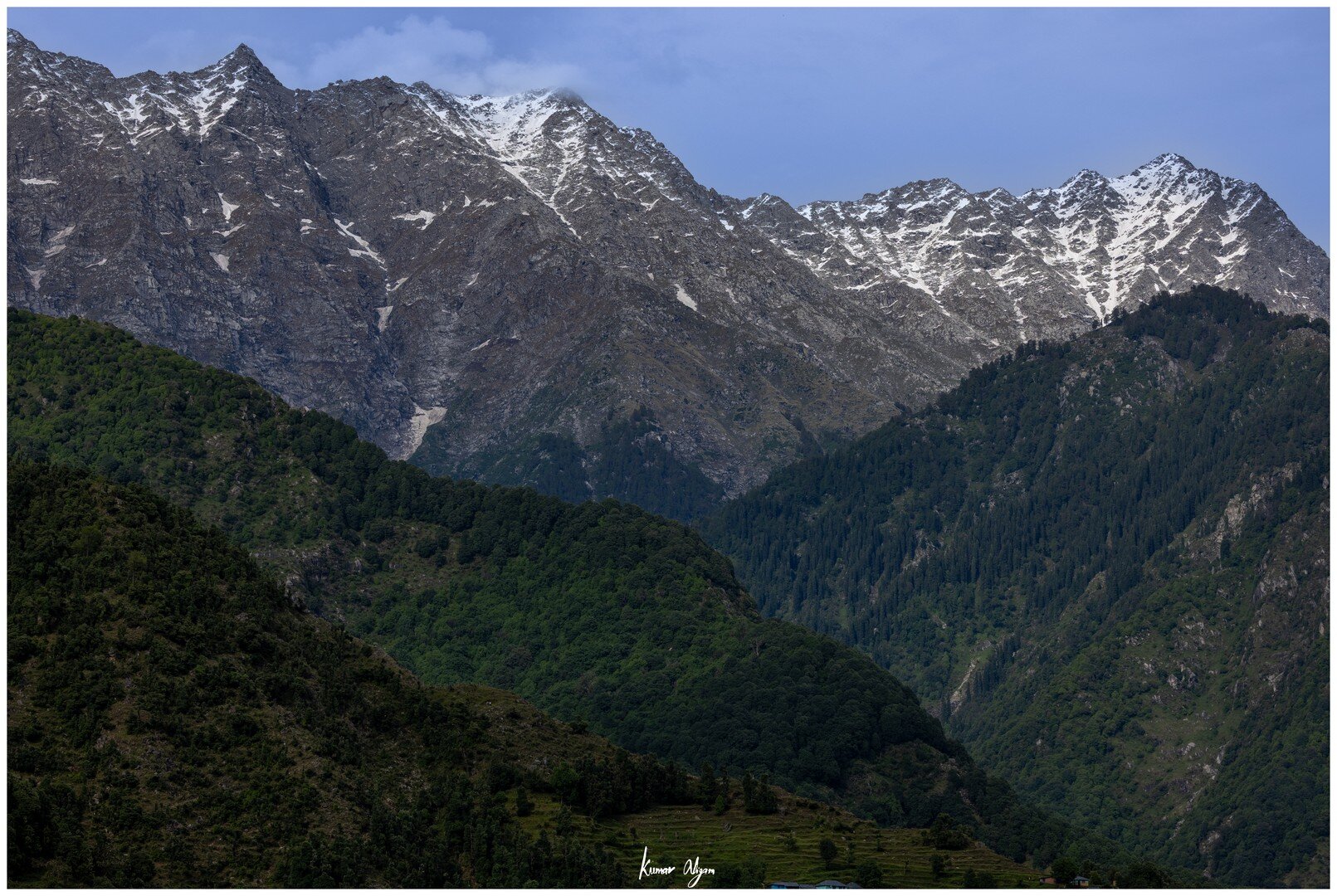 Snow-capped Dhauladhar peaks seen on the descent